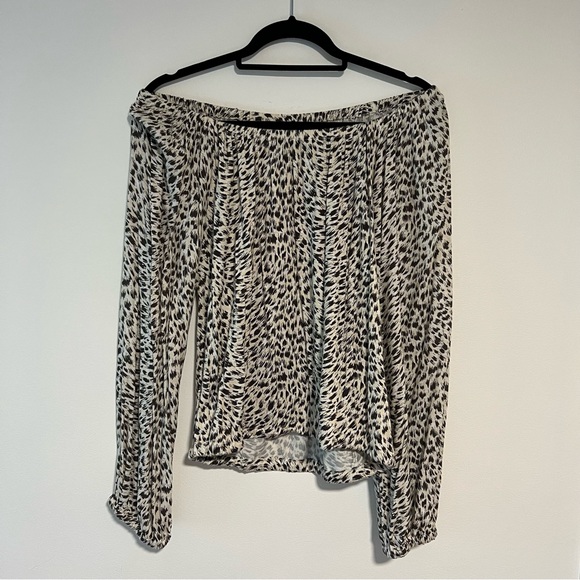 Anthropologie Cascais Leopard Print Long Sleeve Off The Shoulder Top - Picture 5 of 5